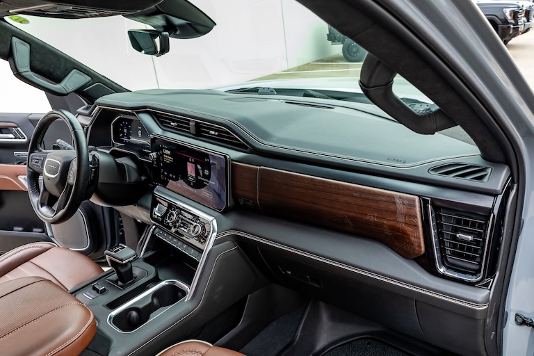 Gallery image 29 for GMC Sierra Denali Ultimate